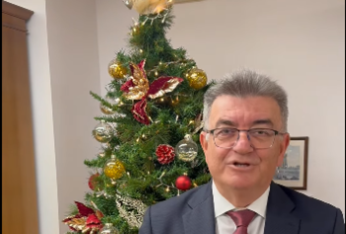 Μήνυμα Δημάρχου Κορινθίων Νίκου Σταυρέλη για τις γιορτές